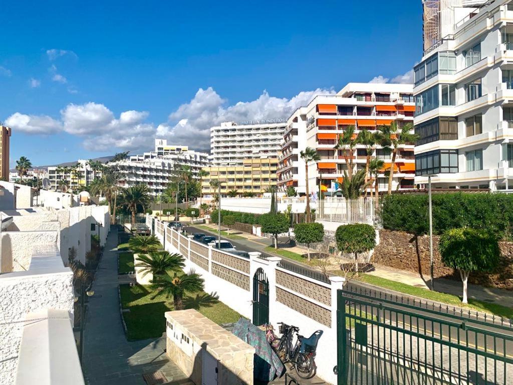 Duplex-Bungalow In Playa De Las Americas,3 Minutes Near The Best Beaches In Tenerife Luaran gambar